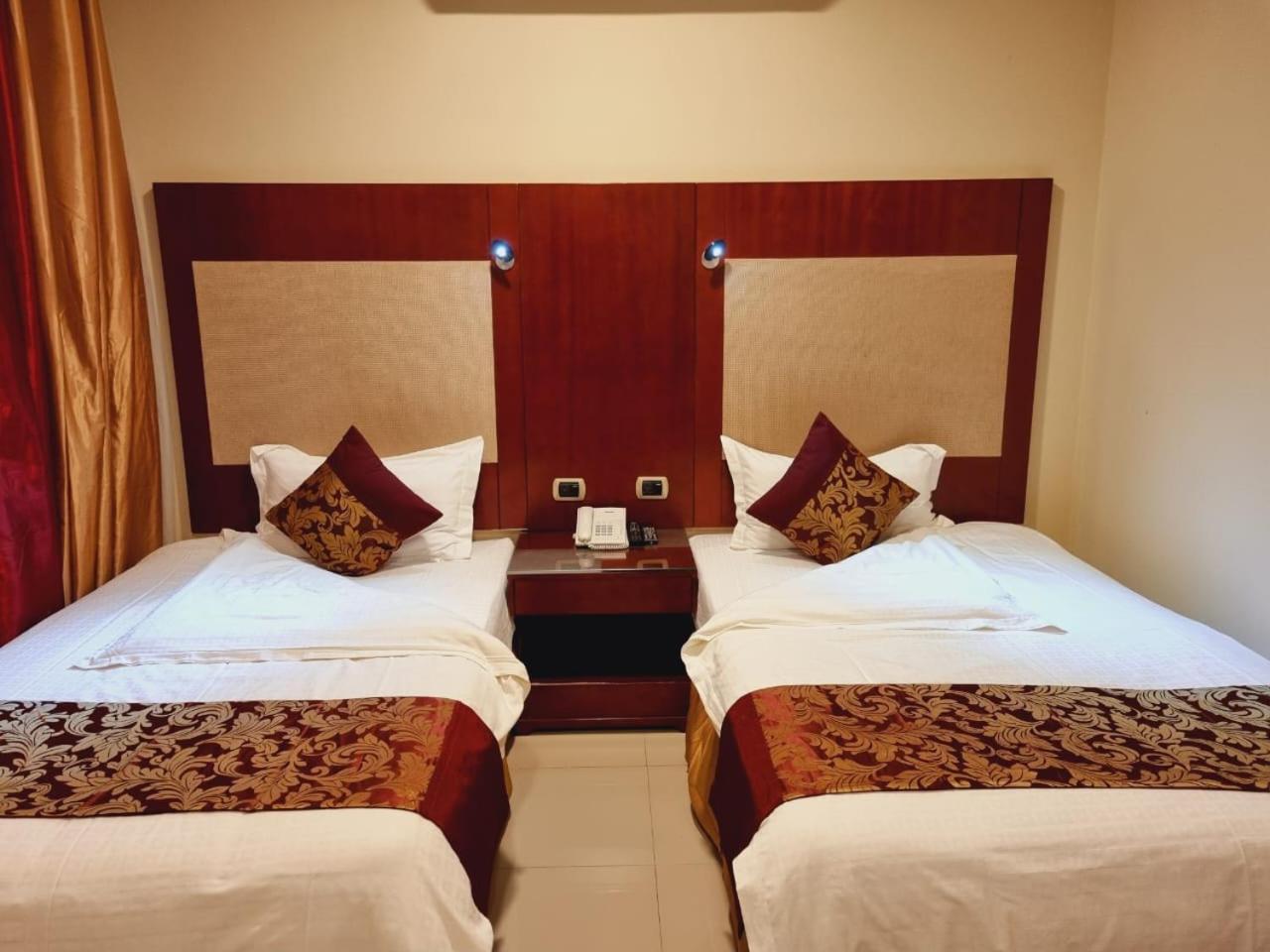 Raoum Inn Sakaka Buitenkant foto